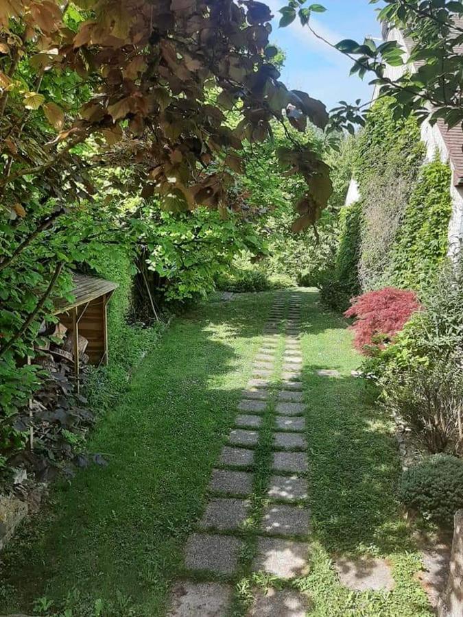 Au Chat Perche Espace Familial Mareil-sur-Mauldre Eksteriør bilde